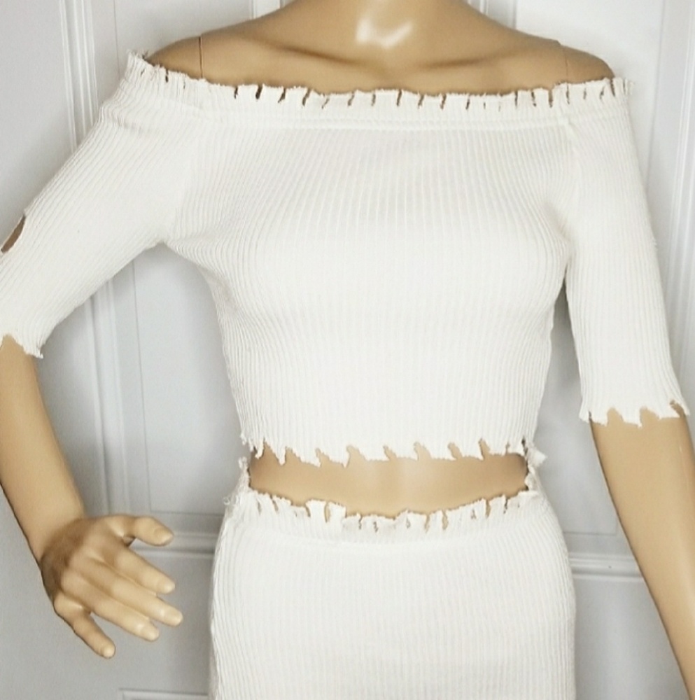 CUT OUT DESIGN CROP TOP & SKIRT SET
